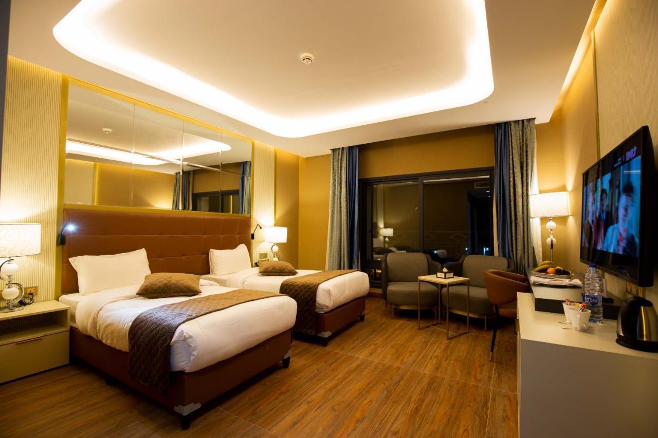 Petra Moon Luxury Hotel Wadi Musa Exteriér fotografie Deluxe Room